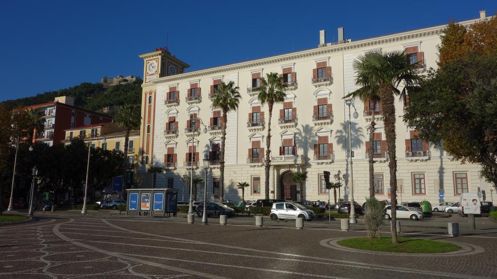 B&B Centrale Salerno Exterior photo
